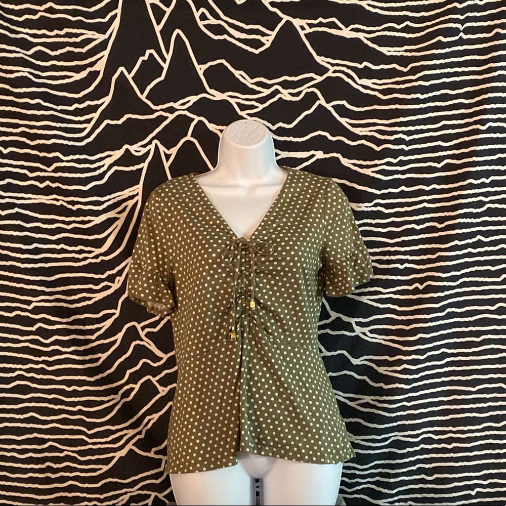 💚NWOT Michael Kors Polka Dot Blouse!💚